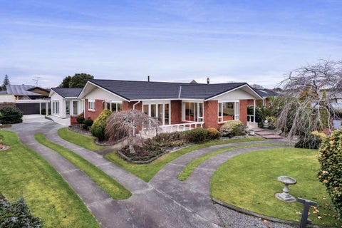24 Rata Street, Hawera