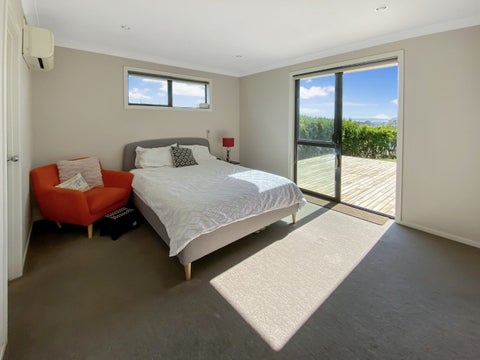 89 Lake Panorama Drive, Henderson Valley, Auckland