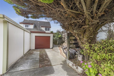 11 Abilene Crescent, Churton Park, Wellington
