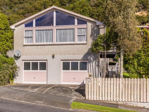 10 Mission Street, Waterloo, Lower Hutt