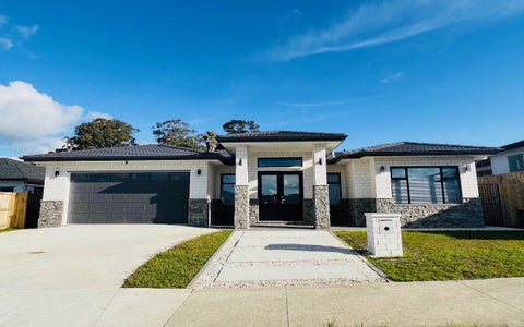 67 Symes Drive, Red Beach, Red Beach
