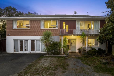 342 Glenfield Road, Glenfield, Auckland