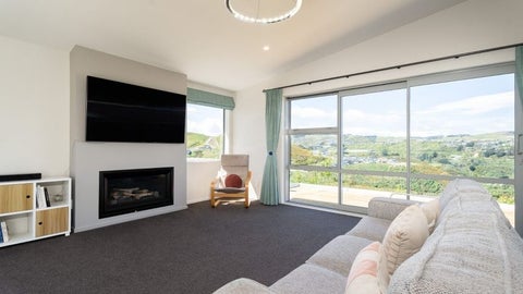 15 Trafford Terrace, Churton Park, Wellington