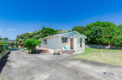 61 Queens Road, Waikanae Beach, Waikanae