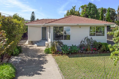 44 Doment Crescent, Orewa, Orewa