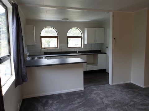 22B YARROW PL, Papakōwhai, PORIRUA