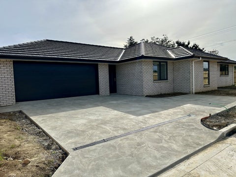 24 Pahiki Crescent, Levin, Levin
