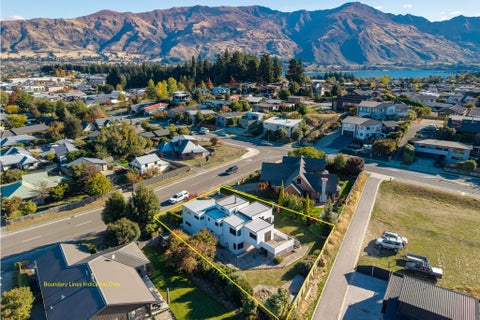 136 Mount Iron Drive, Wanaka