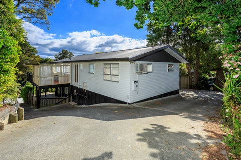 11 Nea Place, Hillcrest, Auckland