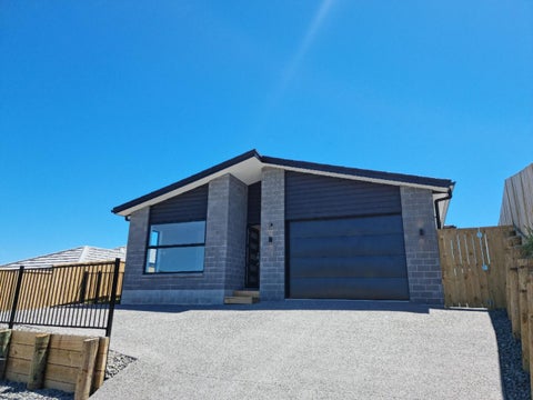 12 Lily Way, Pyes Pa, Tauranga
