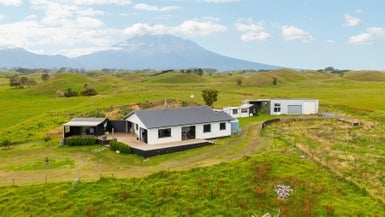 6190 South Road, Rahotu, Opunake