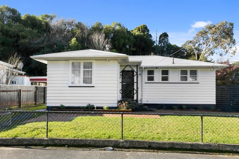 40 Bird Grove, Stokes Valley, Lower Hutt