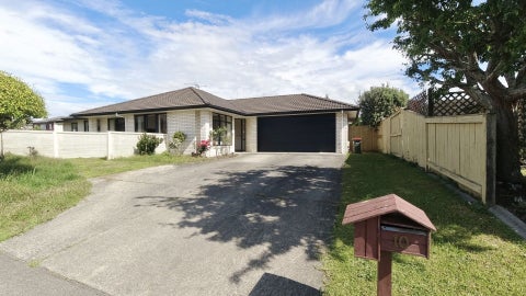 10 Parkside Drive, Huntington, Hamilton