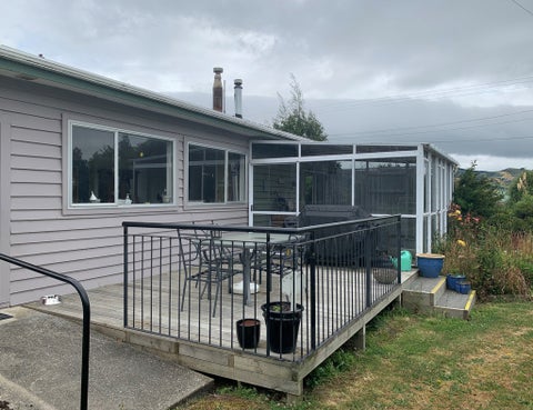 11 Calder Street, Owaka