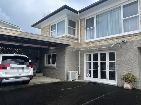 31 Bayview RD, Browns bay, Auckland 