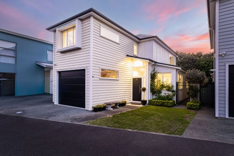 20 Glide Lane, Whitby, Porirua
