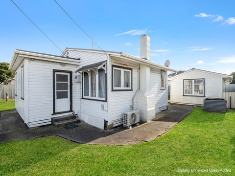 10 Cornfoot Street, Castlecliff, Whanganui