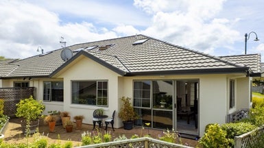 18 Lakeridge Close, Rangatira Park, Taupo
