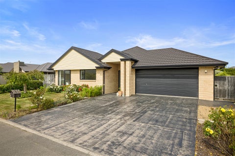 73 Heathridge Place, Lincoln, Lincoln