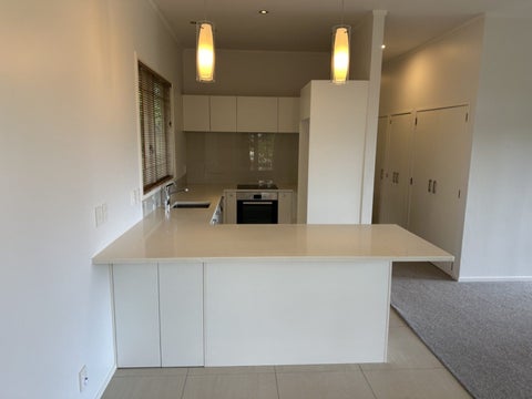 1/140 Beach Road, Castor Bay, Auckland