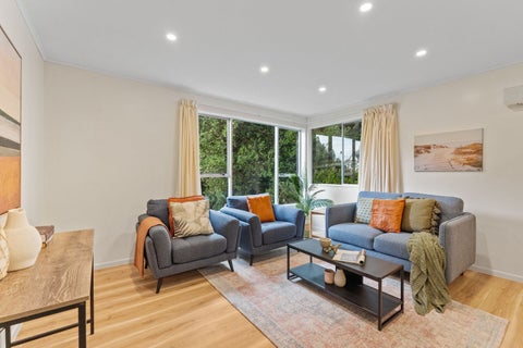 4/16 John Street, Titahi Bay, Porirua