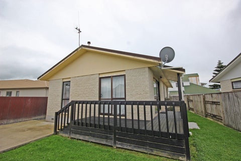19A Cedar Grove, Highbury, Palmerston North