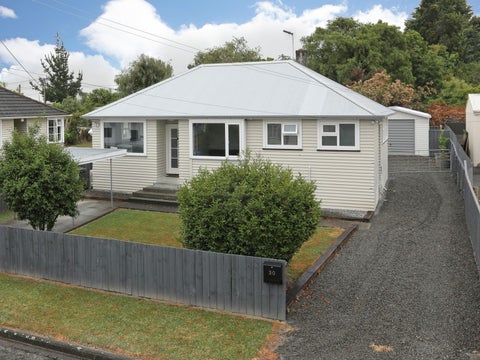 30 Bell Street, Marton