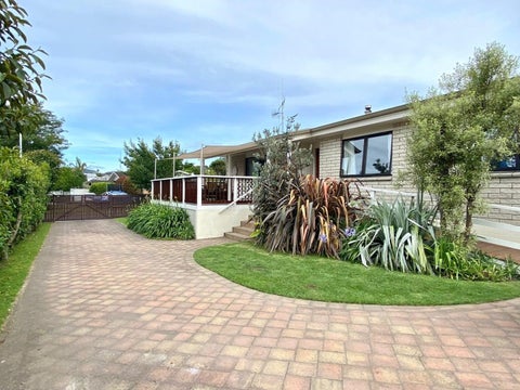 7 Endeavour Avenue, Welcome Bay, Tauranga