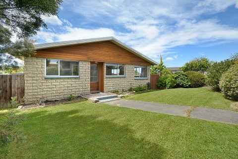 32 Estuary Crescent, Fairfield, Dunedin