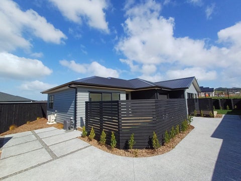 15 Hicks Road, Wainui, Wainui
