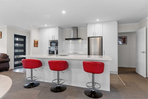 68 Puhirake Crescent, Pyes Pa, Tauranga