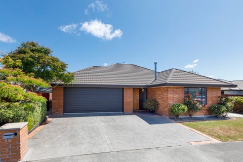 45 Peter Hall Drive, Kelvin Grove, Palmerston North