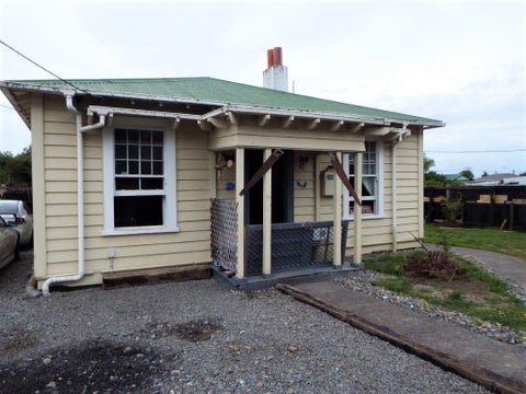 34 Wings Line, Marton
