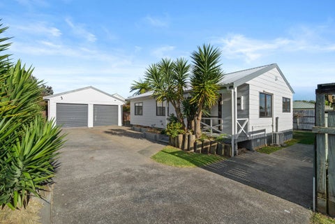 2/4 Laurie Avenue, Papakura, Papakura