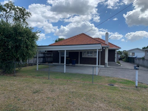 2 Peachgrove Road, Te Atatu Peninsula, Auckland
