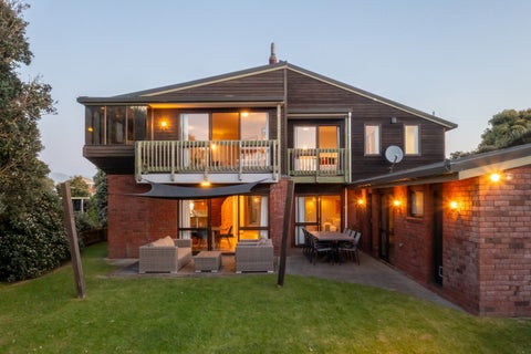 10 Nuhaka Place, Paraparaumu Beach, Paraparaumu