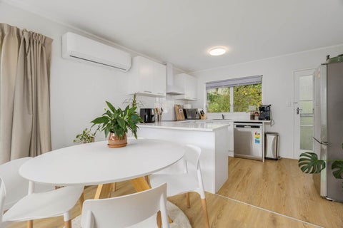 2/80 Peach Road, Glenfield, Auckland