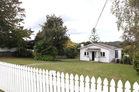 7 School Road, Riverhead, Riverhead