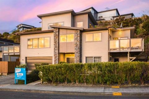 51 Spyglass Lane, Whitby, Porirua