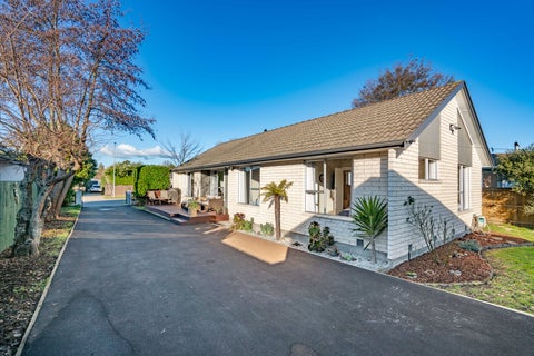 23 Denniston Crescent, Redwood, Christchurch