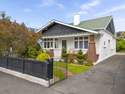 10 Pretoria Avenue, Saint Clair, Dunedin