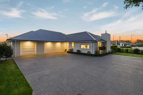 8 Oaks Drive, Lincoln, Lincoln