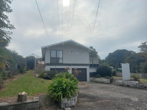 174 Collins Road, Temple View, Hamilton