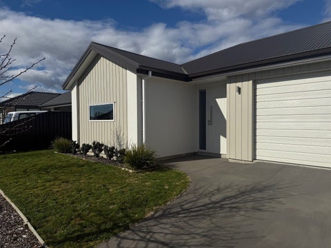 5 Lampton Street, Richmond