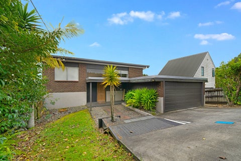 229 Golf Road, Titirangi, Auckland