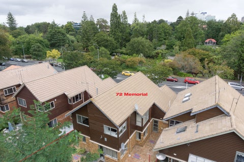72 Memorial Drive, Hamilton East, Hamilton