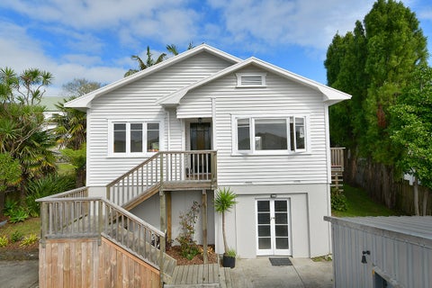 18 Rautawhiri Road, Helensville, Helensville