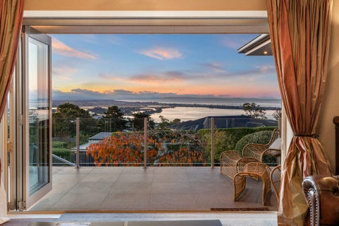10 The Rise, Mount Pleasant, Christchurch
