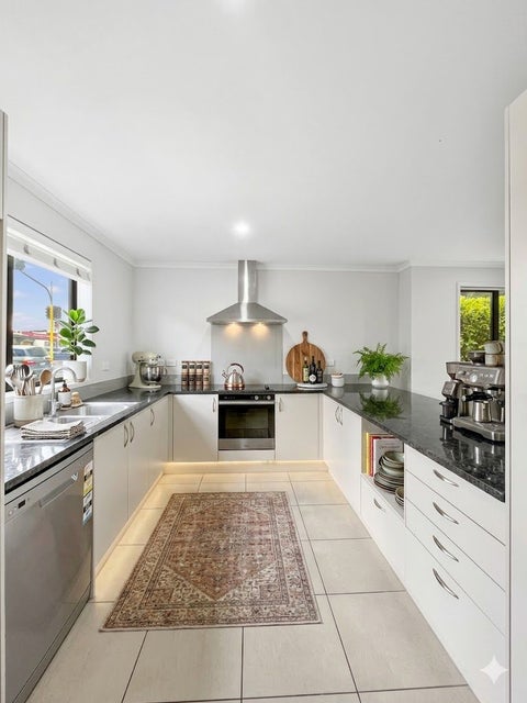 2 Akeake Lane, Manurewa, Auckland