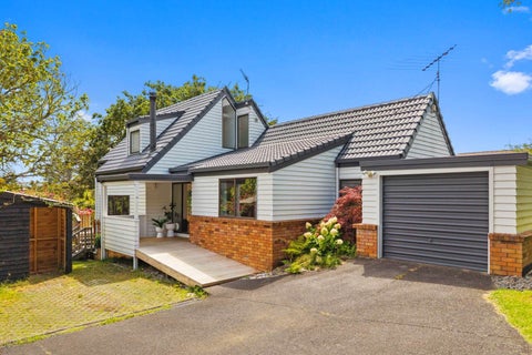 16 Zion Road, Birkenhead, Auckland